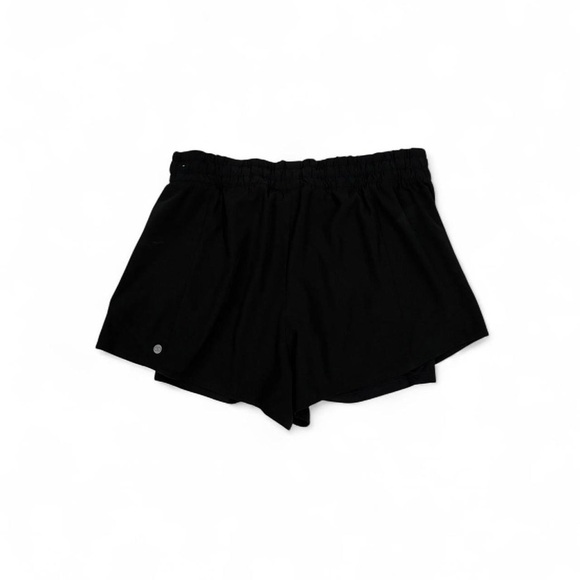 CALIA Shorts - Picture 6 of 6